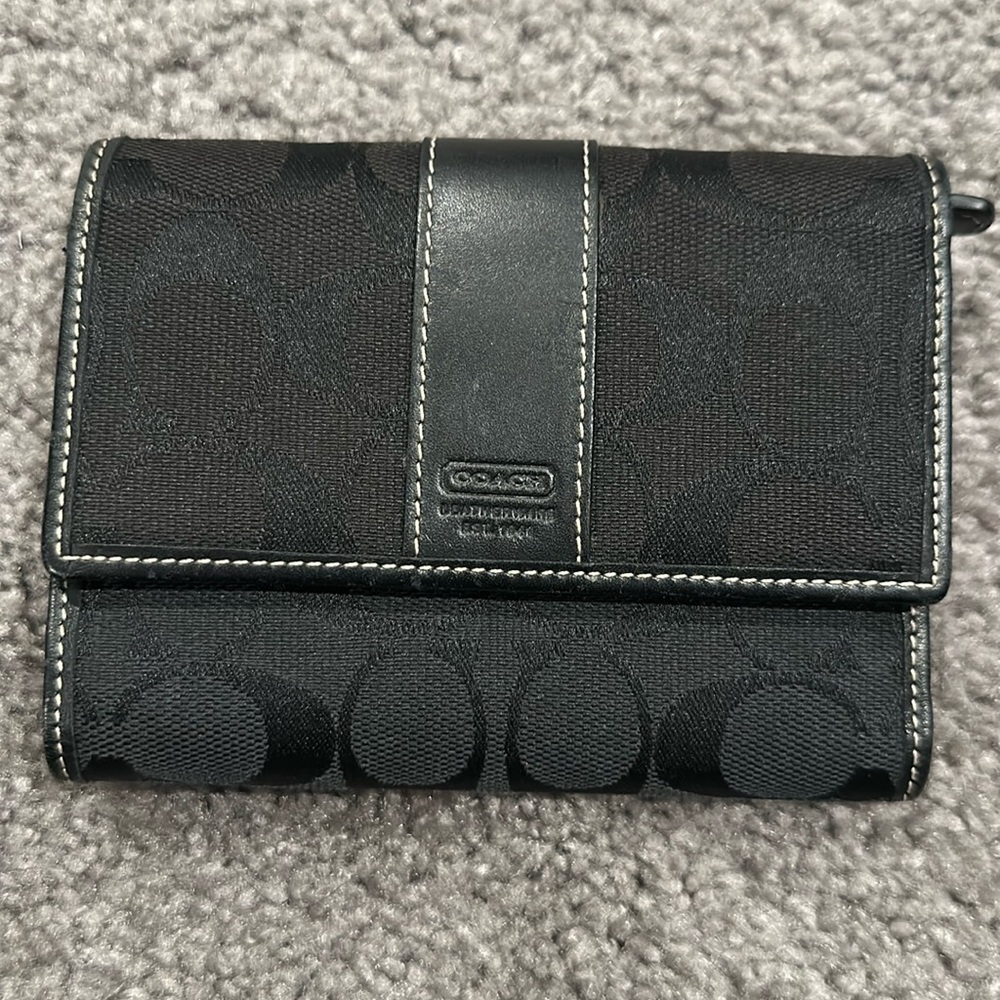 Coach Wallet Black Trifold - Women